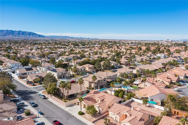 8128 Shad Bush Avenue, Las Vegas, NV 89149