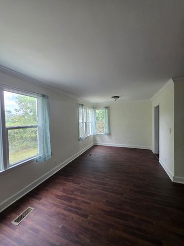 3007 Fox Drive, Chattanooga, TN 37404