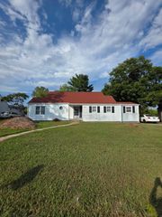 3007 Fox Drive, Chattanooga, TN 37404