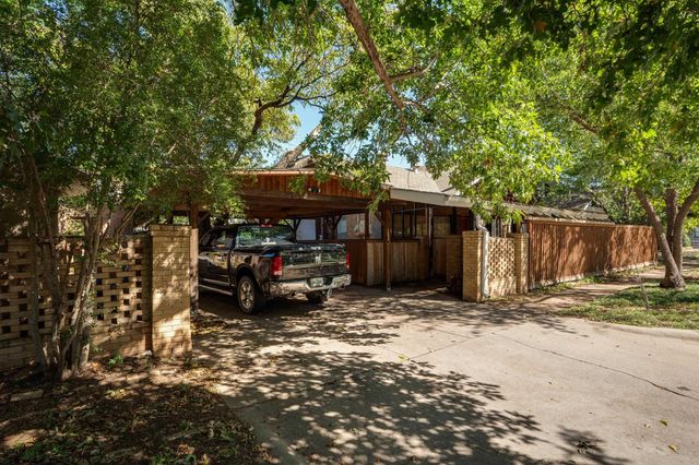 1416 HAYES STREET, Wichita Falls, TX 76309