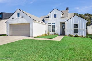 114 Cape Town Avenue, Youngsville, LA 70592