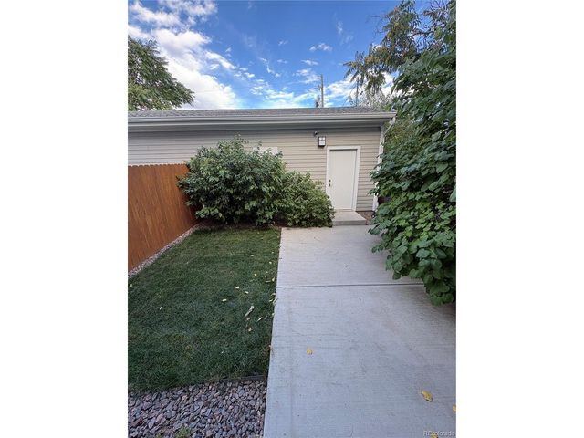 3062 S Elati St, Englewood, CO 80110