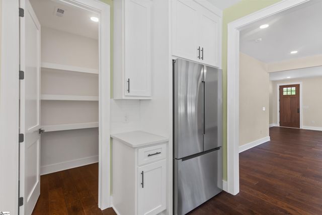 130 Market Bay Court, Simpsonville, SC 29681