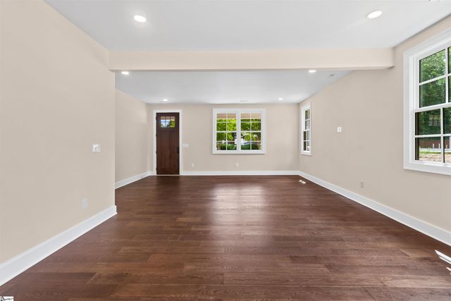 130 Market Bay Court, Simpsonville, SC 29681