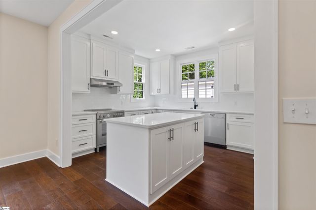 130 Market Bay Court, Simpsonville, SC 29681