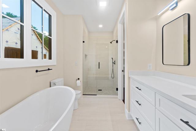 130 Market Bay Court, Simpsonville, SC 29681