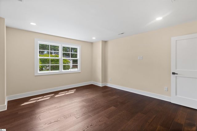 130 Market Bay Court, Simpsonville, SC 29681