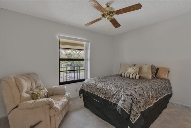 30 Plantation Drive 205, Vero Beach, FL 32966