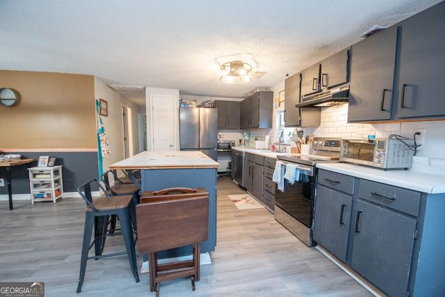 2151 Blue Creek Road, Hogansville, GA 30230