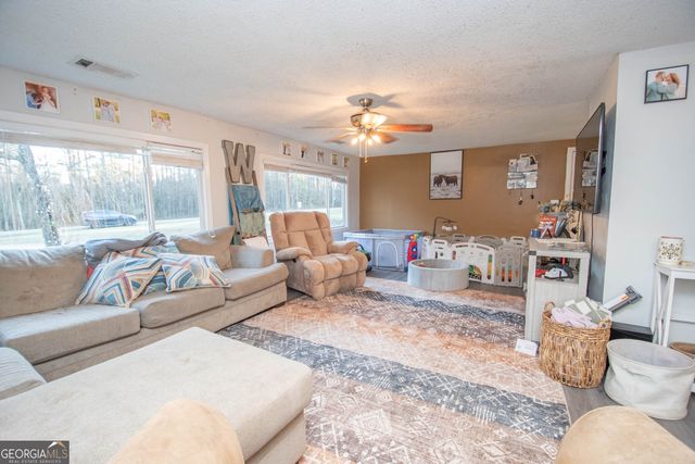 2151 Blue Creek Road, Hogansville, GA 30230