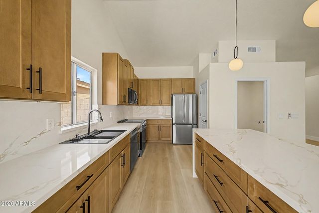 19022 N 24TH Place, Phoenix, AZ 85050