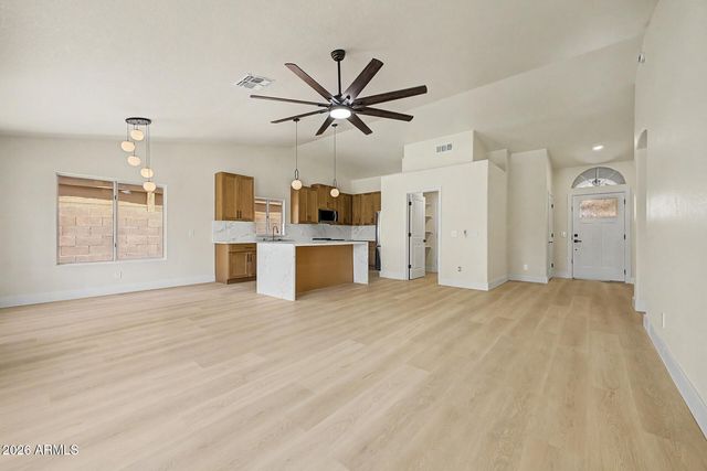 19022 N 24TH Place, Phoenix, AZ 85050
