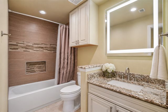 6335 W Northwest Highway 1514, Dallas, TX 75225