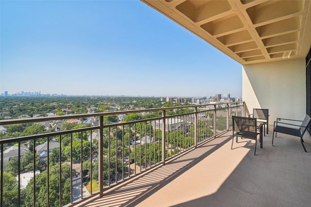 6335 W Northwest Highway 1514, Dallas, TX 75225