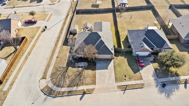501 Wood Drive, Gunter, TX 75058