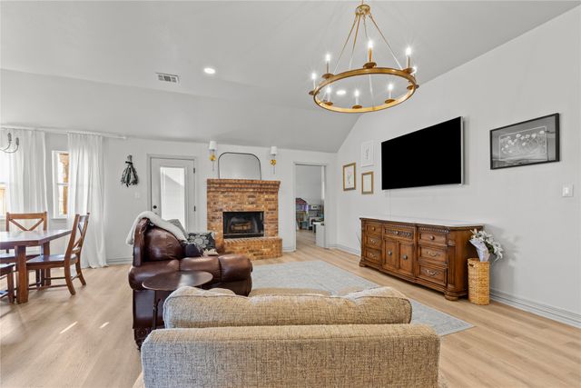 501 Wood Drive, Gunter, TX 75058