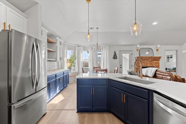 501 Wood Drive, Gunter, TX 75058