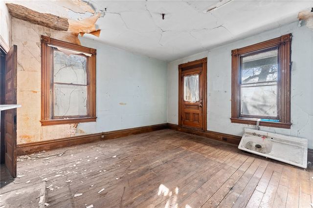 2526 Perrysville Ave, Perry Hilltop, PA 15214