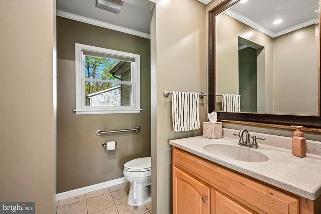 20 WHITTIER AVE, Lindenwold, NJ 08021