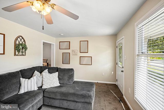 20 WHITTIER AVE, Lindenwold, NJ 08021