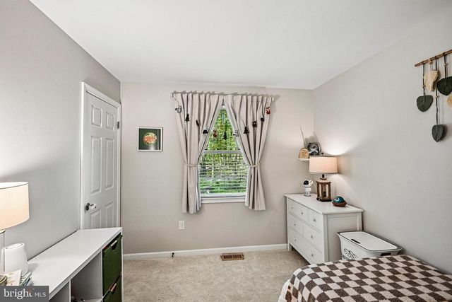 20 WHITTIER AVE, Lindenwold, NJ 08021