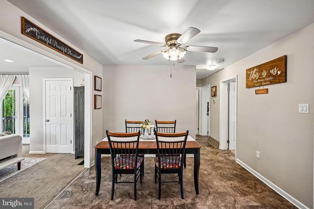 20 WHITTIER AVE, Lindenwold, NJ 08021