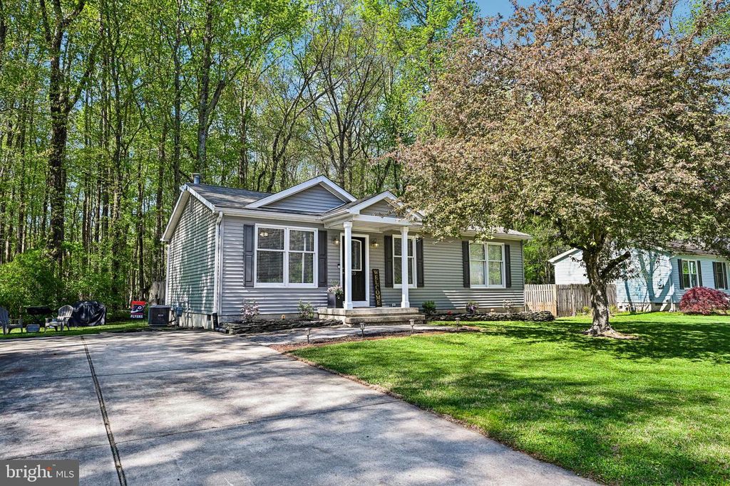 20 WHITTIER AVE, Lindenwold, NJ 08021