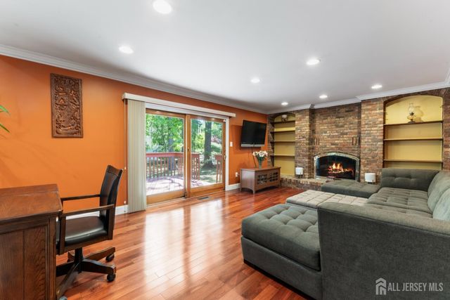 2 Brookside Court, East Brunswick, NJ 08816