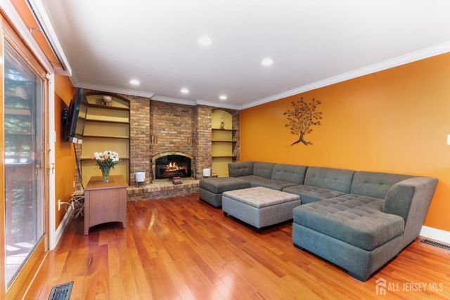 2 Brookside Court, East Brunswick, NJ 08816