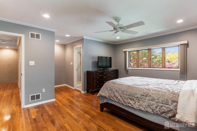 2 Brookside Court, East Brunswick, NJ 08816