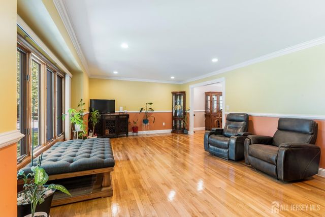 2 Brookside Court, East Brunswick, NJ 08816