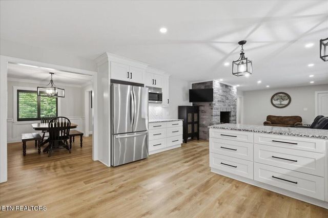 3304 SW Timberlake Drive, Knoxville, TN 37920