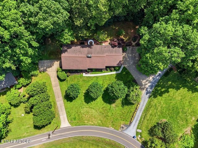 3304 SW Timberlake Drive, Knoxville, TN 37920