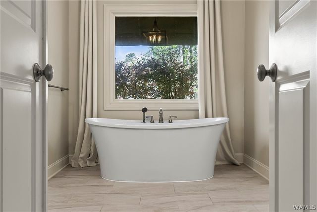 3721 Windy Ridge, Tuscaloosa, AL 35406