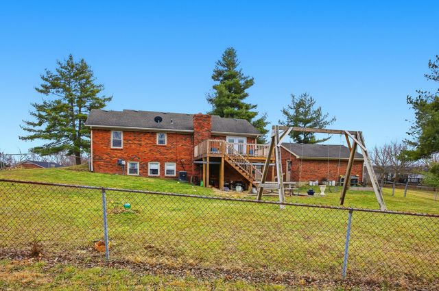 235 Lynn Drive, Lawrenceburg, KY 40342