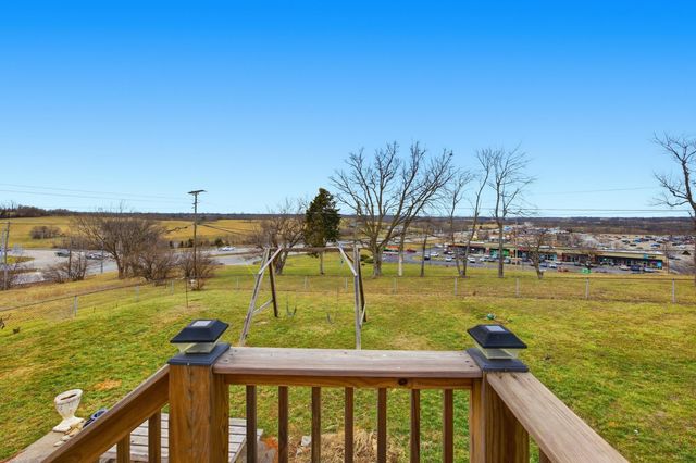 235 Lynn Drive, Lawrenceburg, KY 40342