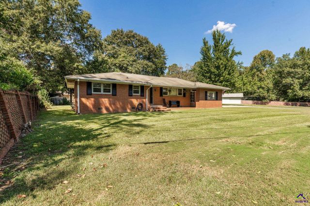625 Cooper Street, Perry, GA 31069