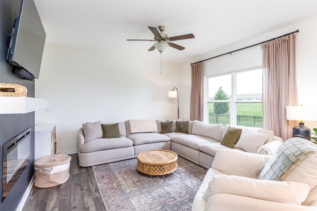 2216 NW 31st Street, Ankeny, IA 50023