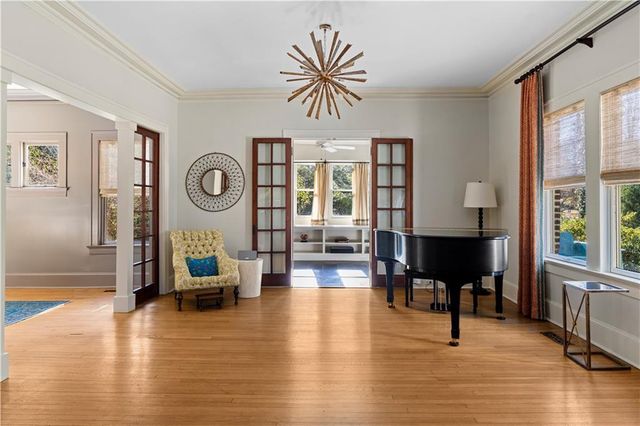 979 Springdale NE Road, Atlanta, GA 30306