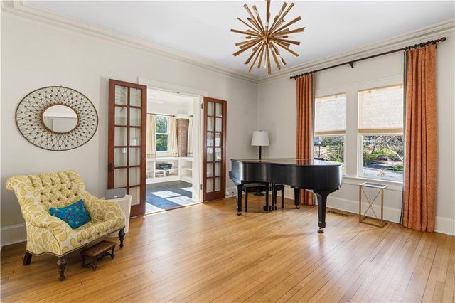 979 Springdale NE Road, Atlanta, GA 30306