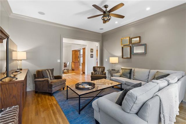 979 Springdale NE Road, Atlanta, GA 30306