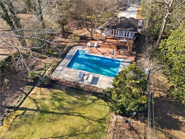 979 Springdale NE Road, Atlanta, GA 30306