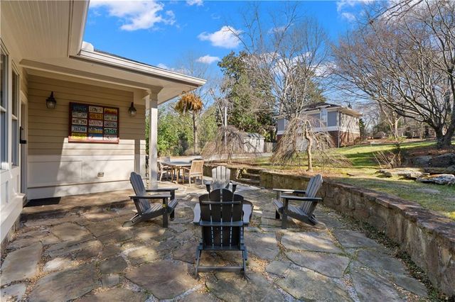 979 Springdale NE Road, Atlanta, GA 30306