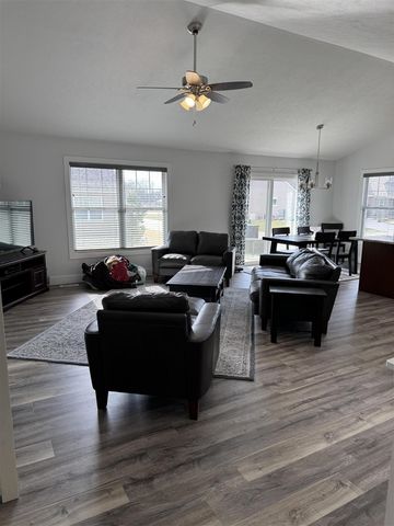 23589 Laurel Glen Avenue, Mattawan, MI 49071