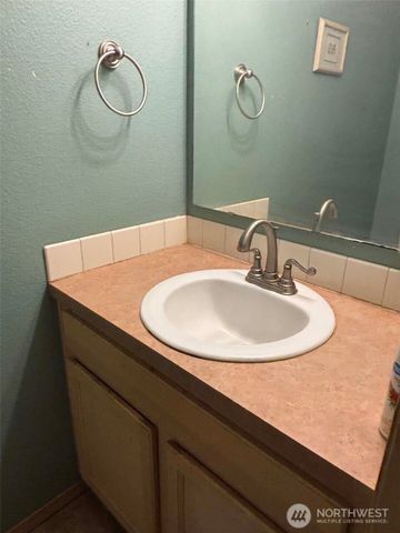 1209 W 32nd Circle, Vancouver, WA 98660