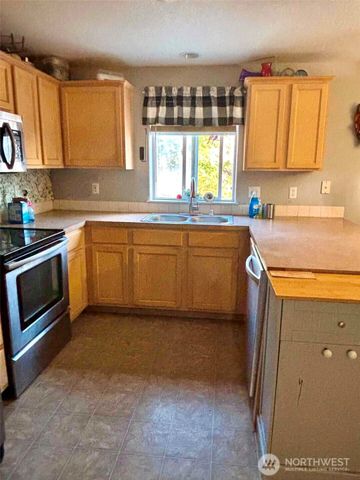 1209 W 32nd Circle, Vancouver, WA 98660