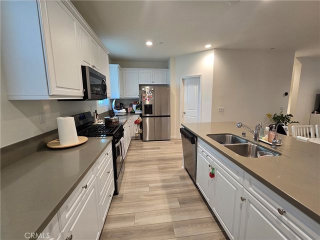 8901 ORANGETHORPE Avenue, Buena Park, CA 90621