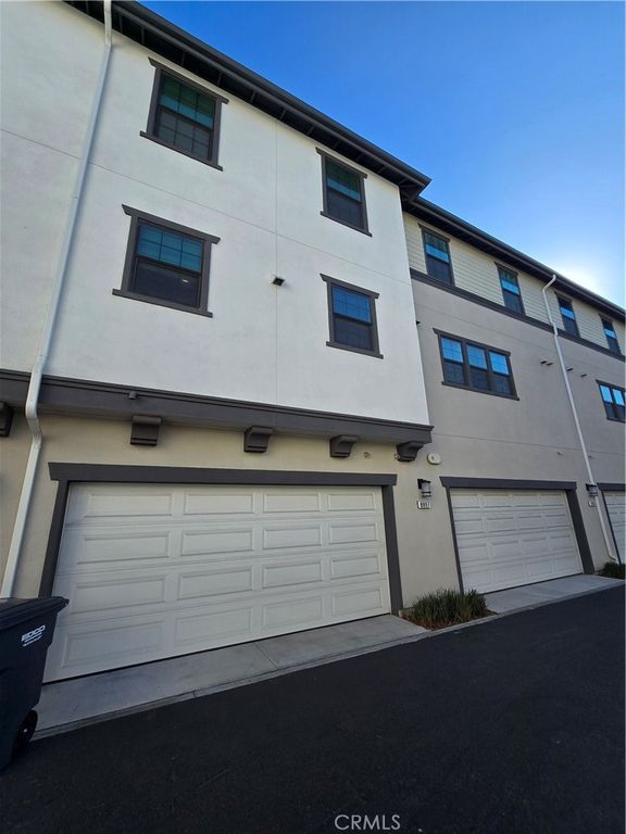 8901 ORANGETHORPE Avenue, Buena Park, CA 90621