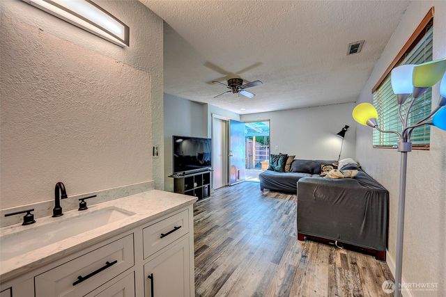 21220 Shell Valley Road, Edmonds, WA 98026