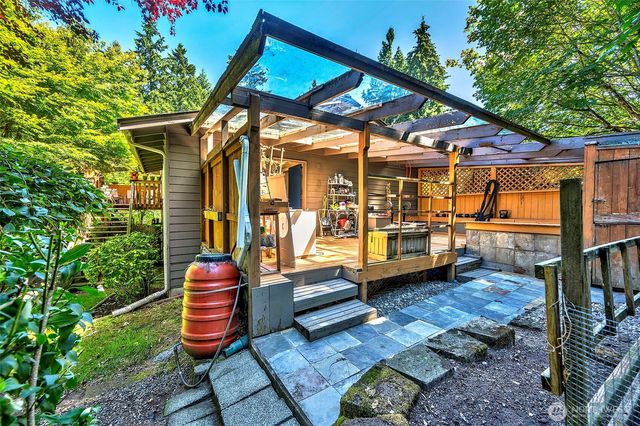 21220 Shell Valley Road, Edmonds, WA 98026
